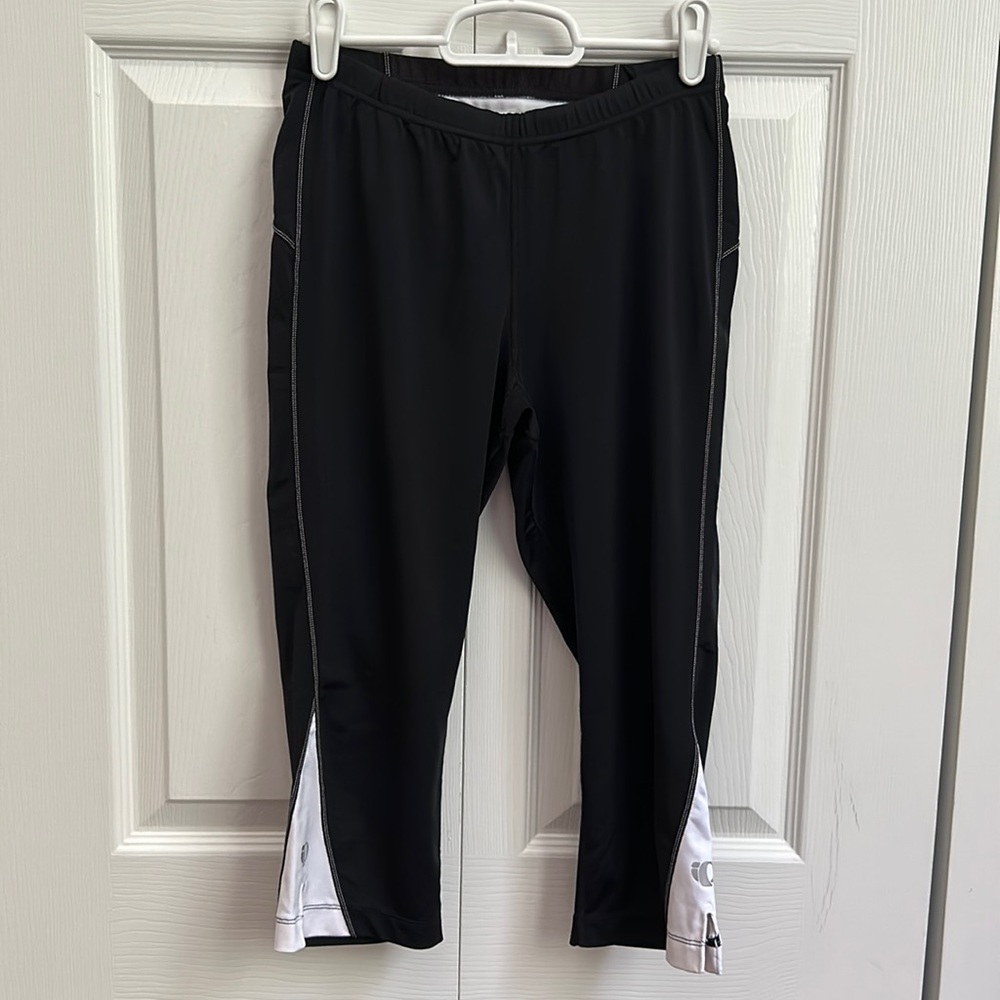 Pearl Izumi women’s medium black and white
